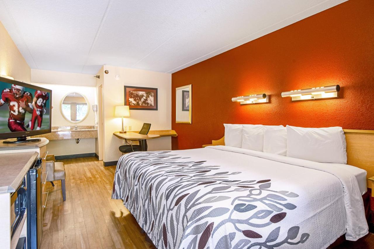 Red Roof Inn Milford - New Haven Εξωτερικό φωτογραφία