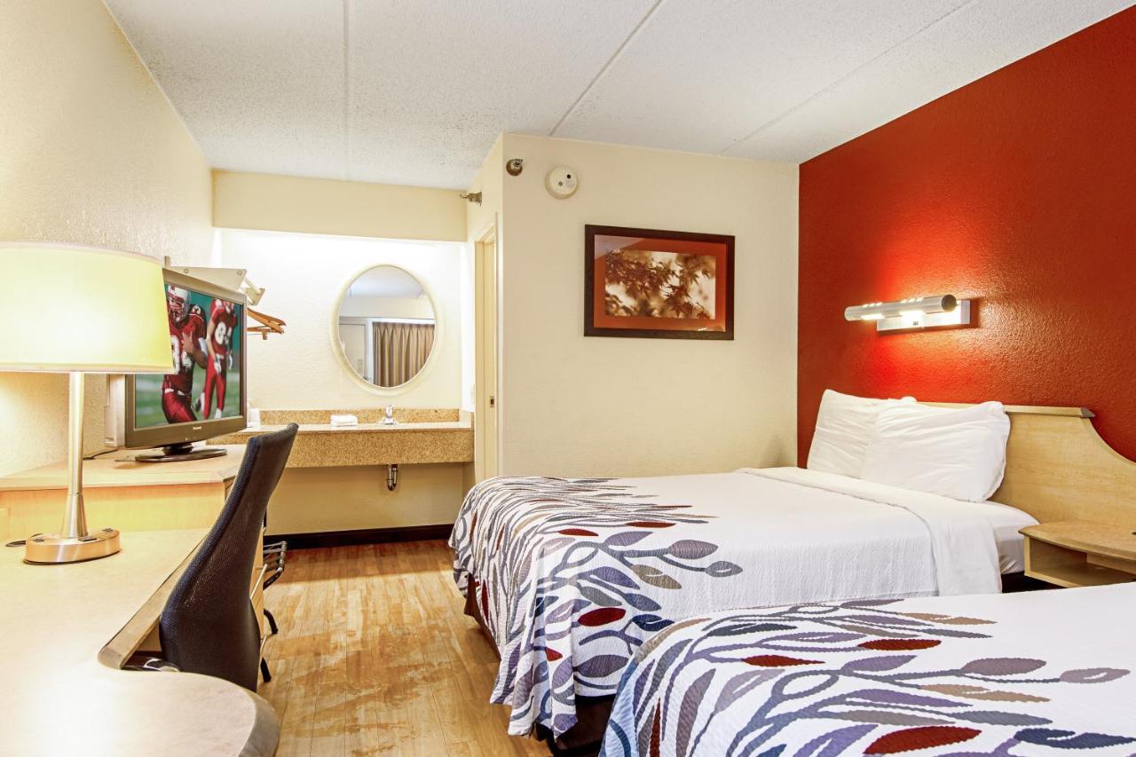 Red Roof Inn Milford - New Haven Εξωτερικό φωτογραφία