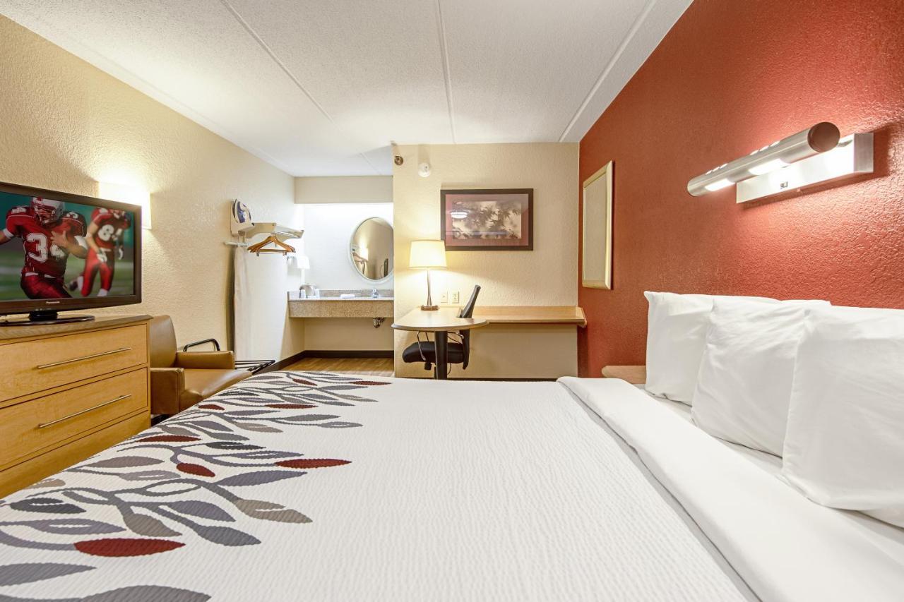 Red Roof Inn Milford - New Haven Εξωτερικό φωτογραφία