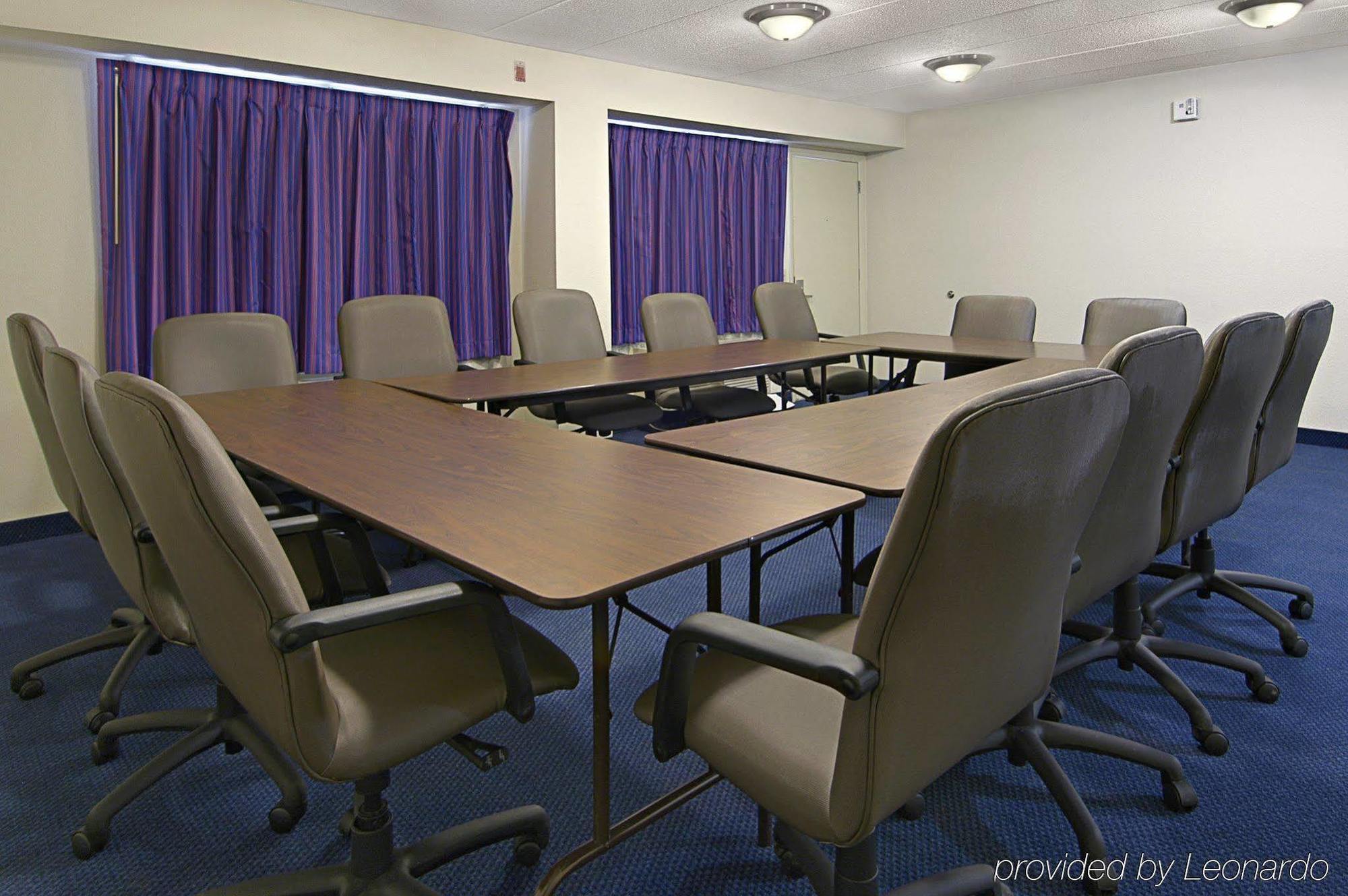 Red Roof Inn Milford - New Haven Ανέσεις φωτογραφία